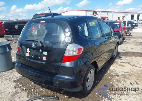 2013 Honda Fit z USA, uszkodzony, nr VIN JHMGE8H30DC018885